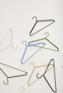 Apply Hanger