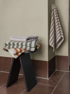 Bathtowel - Arto