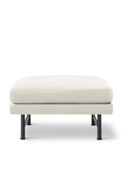 Calmo Ottoman 80 5620 by Hugo Passos