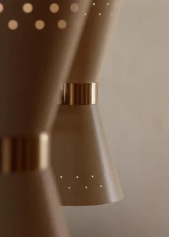Collector, Chandelier 3