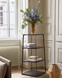 Eiffel Shelf