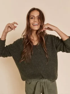 MMThora V-neck Knit NOOS