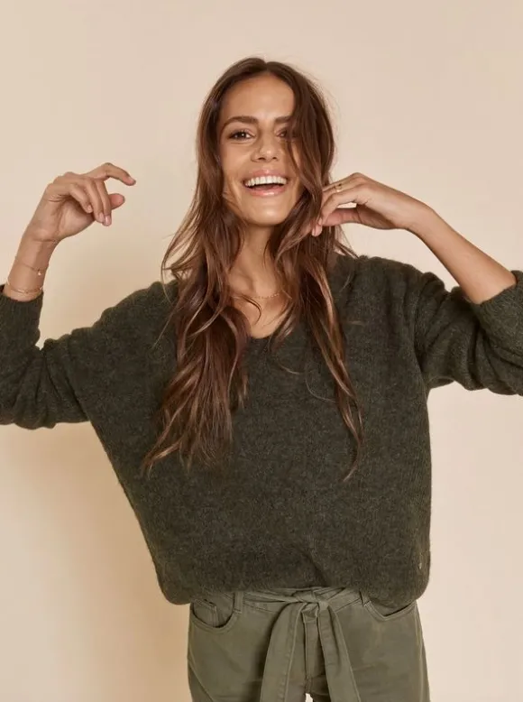 MMThora V-neck Knit NOOS