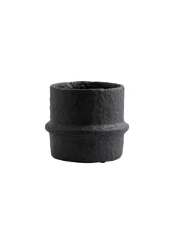 Rote cement pot