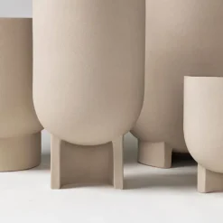 Serene Flowerpot